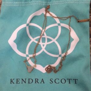 Kendra Scott necklace